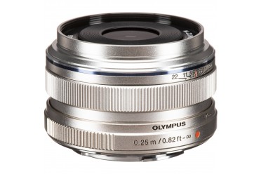 OM System M.Zuiko Digital 17mm f/1.8 Silver